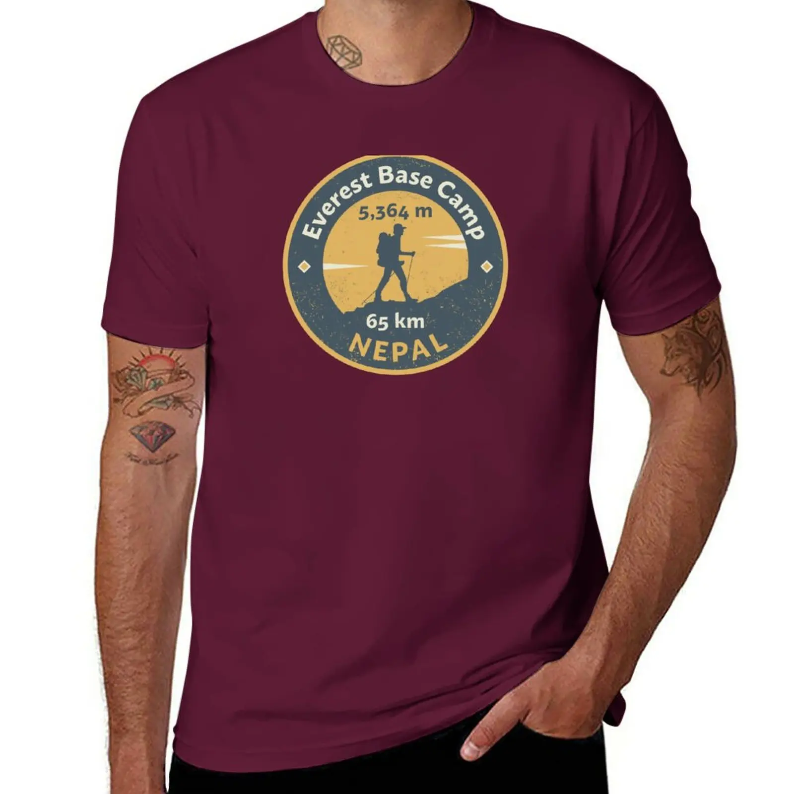 Crewneck Short Sleeve T Shirts - Summer Everest Clothing recension och pris